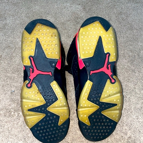 Like New Jordan Infared - Picture 5 of 6